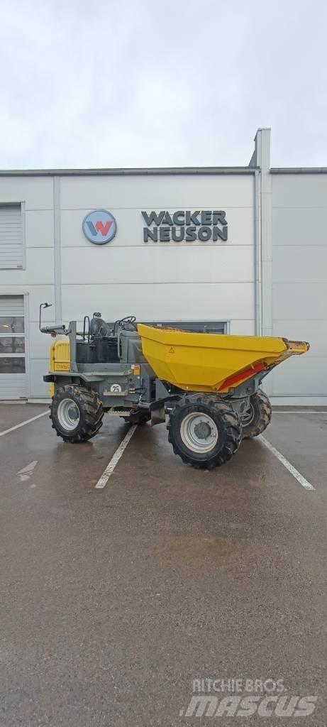Wacker Neuson DW 60 サイト　ダンプ