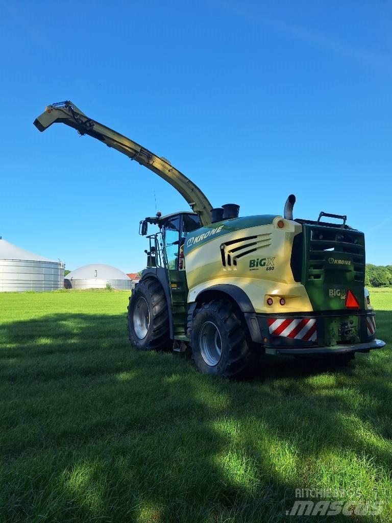 Krone Big X 680 自走式フォレージハーベスター