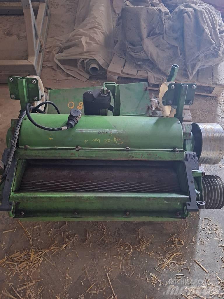 Krone Big X 680 自走式フォレージハーベスター