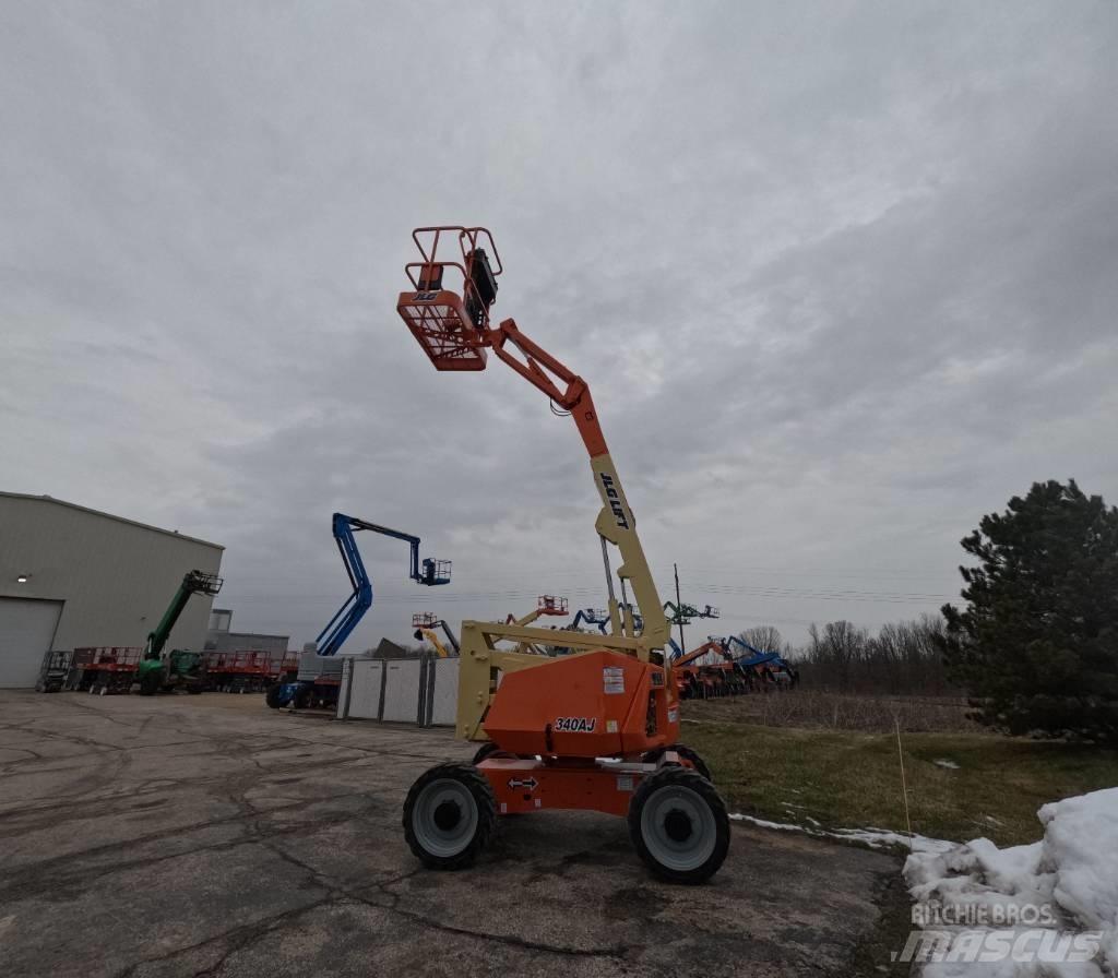 JLG 340 AJ ブームリフト　屈伸型