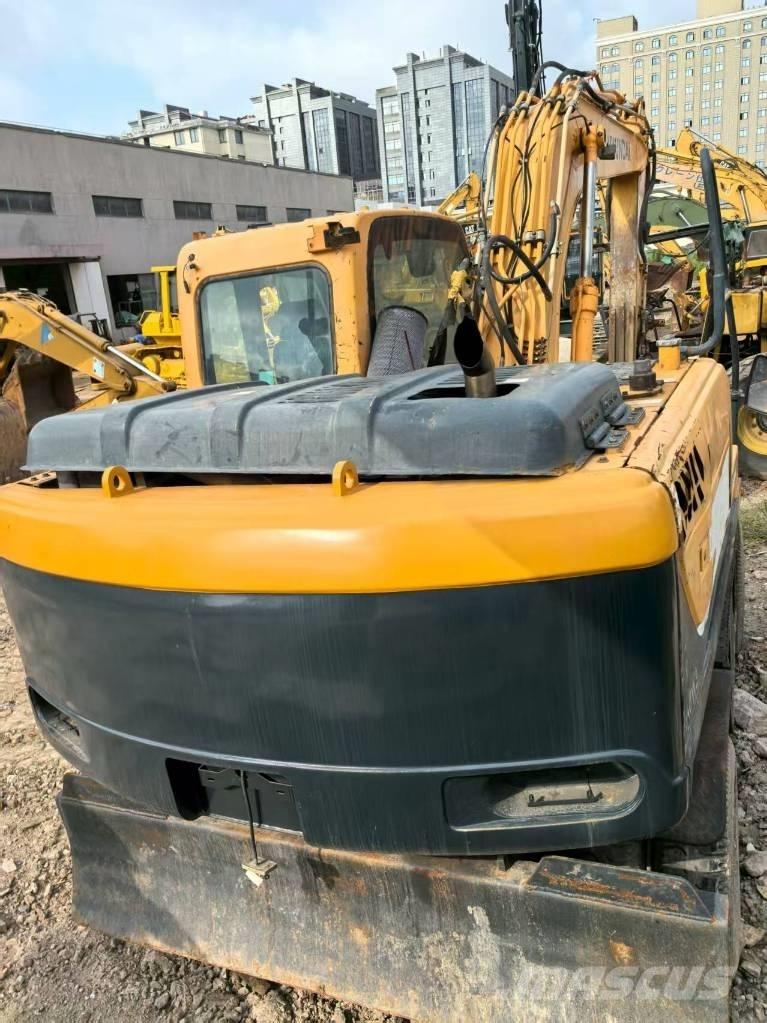Hyundai R150W ホイール式油圧ショベル（パワーショベル・ユンボ・バックホー）