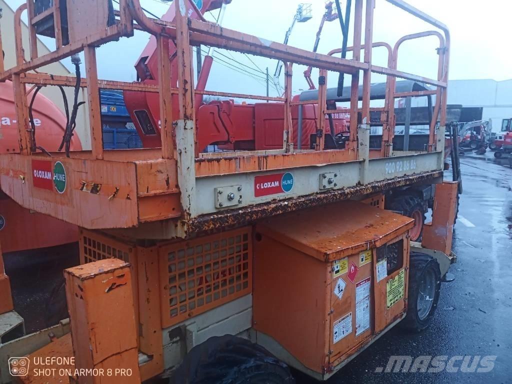 JLG 260 MRT シザースリフト