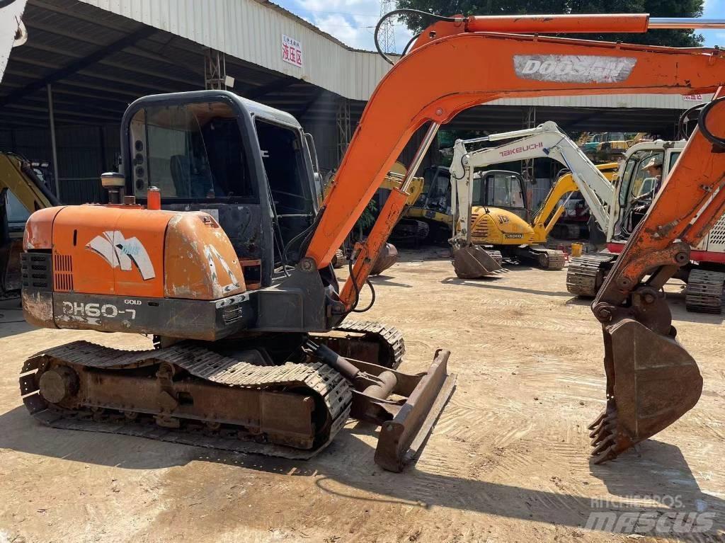 Doosan DH 60-7 ミニ油圧ショベル 7t以下（ミニユンボ・ミニディガー）
