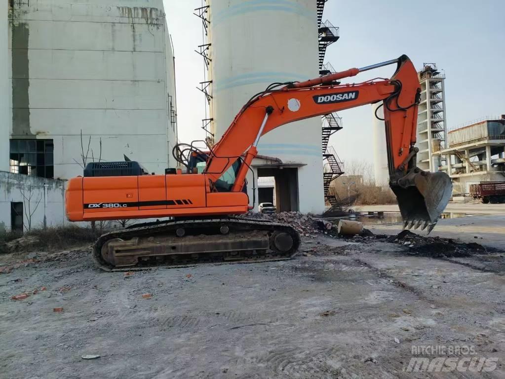 Doosan DX 380 LC 大型油圧ショベル12t以上（パワーショベル・ユンボ）