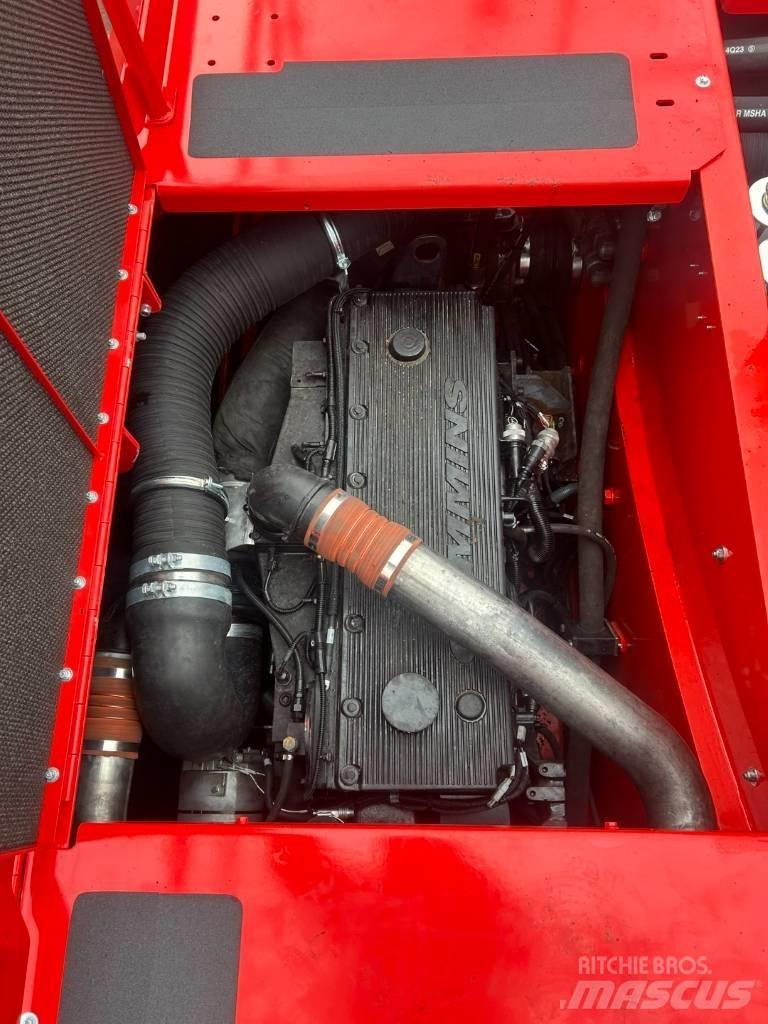 Sennebogen 860 M 廃棄物／工業産廃処理機