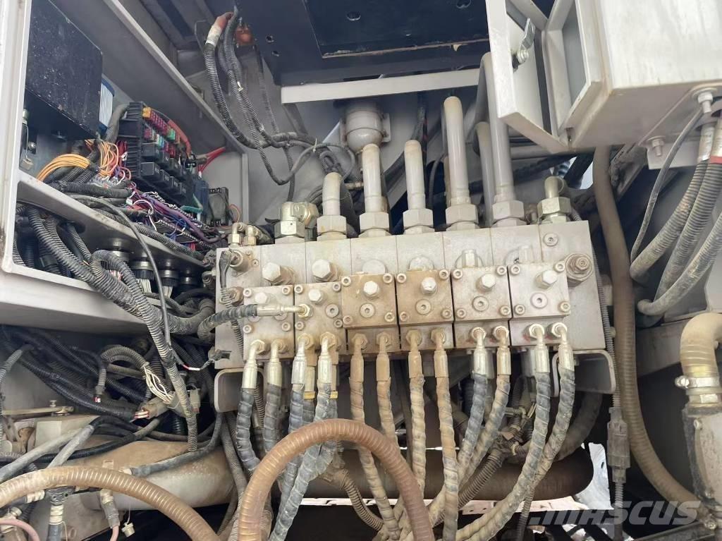 Zoomlion 90 Ton ラフテレーンクレーン