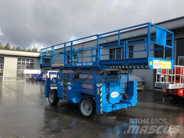Genie GS 5390 RT シザースリフト