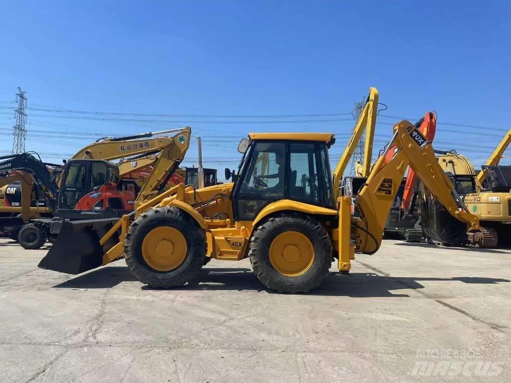 JCB 4 CX バックホーローダー