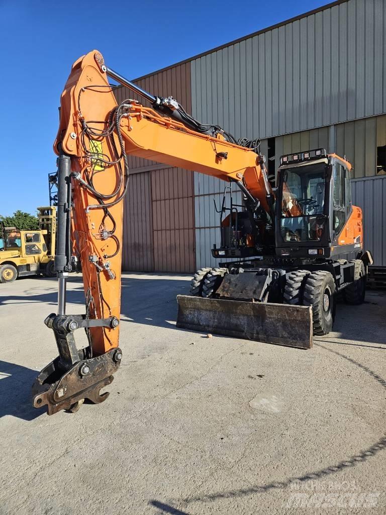 Doosan DX 165 W-5 ホイール式油圧ショベル（パワーショベル・ユンボ・バックホー）