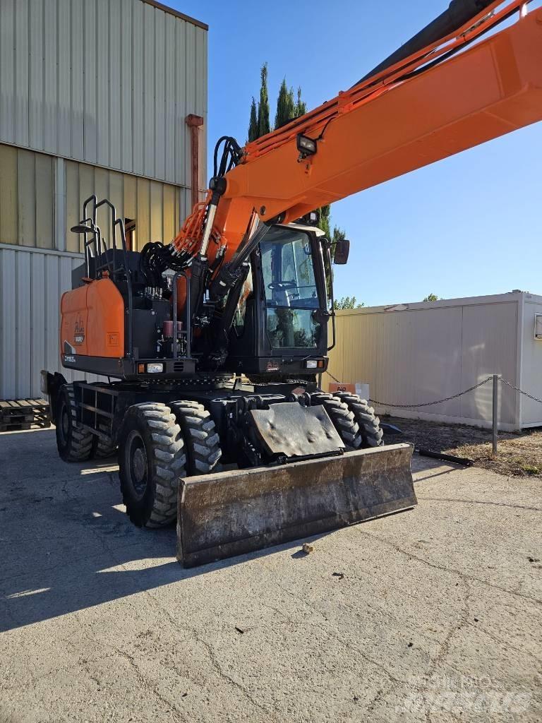 Doosan DX 165 W-5 ホイール式油圧ショベル（パワーショベル・ユンボ・バックホー）