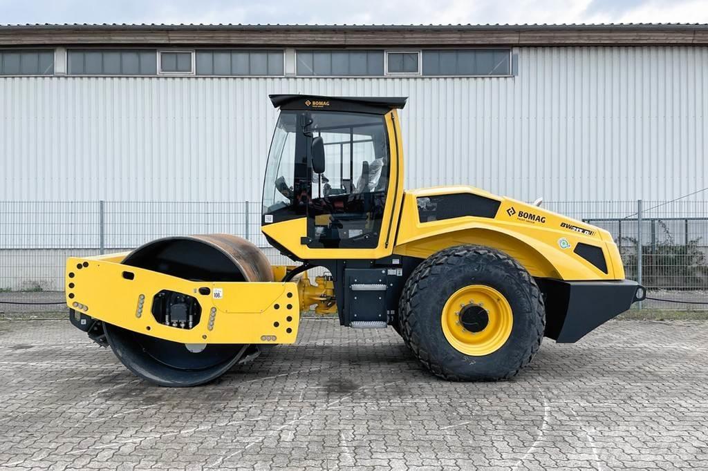 Bomag BW 213 D-5 振動ローラ