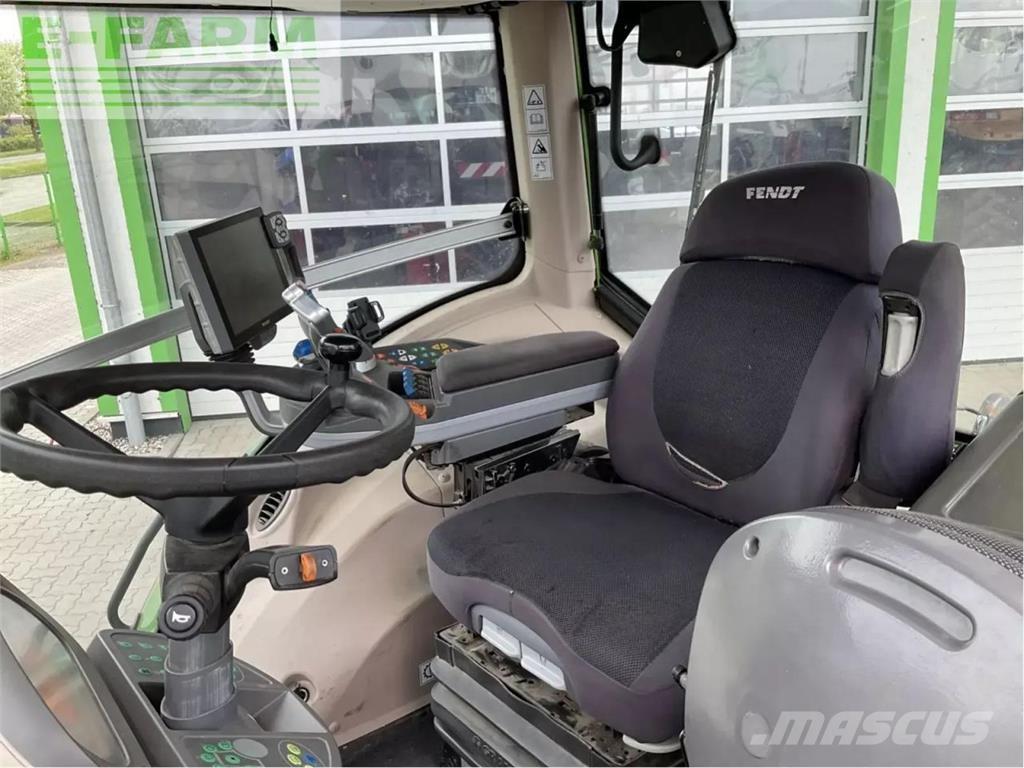 Fendt 826 vario s4 トラクター