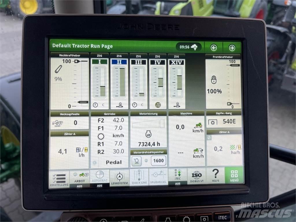 John Deere 6155R トラクター