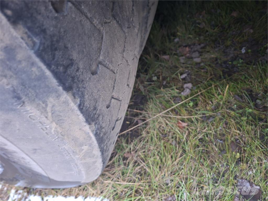 Scania R164 ダンプ