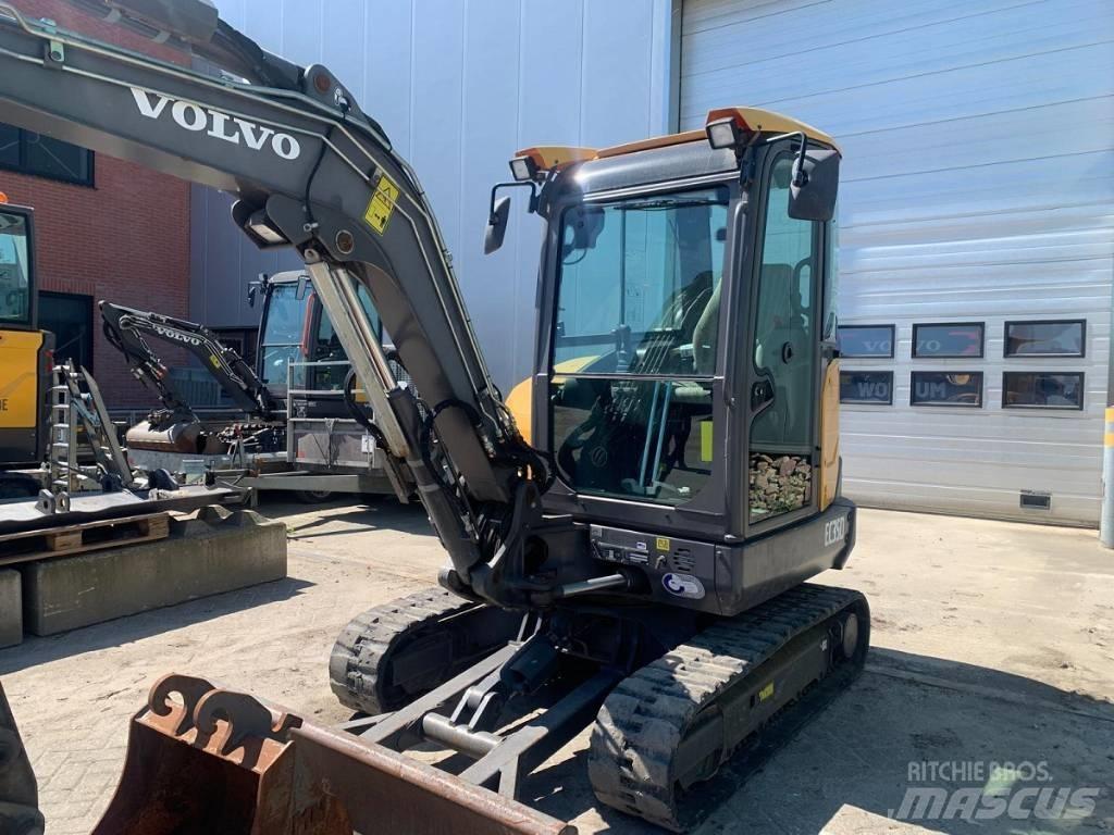 Volvo EC 35 D ミニ油圧ショベル 7t以下（ミニユンボ・ミニディガー）