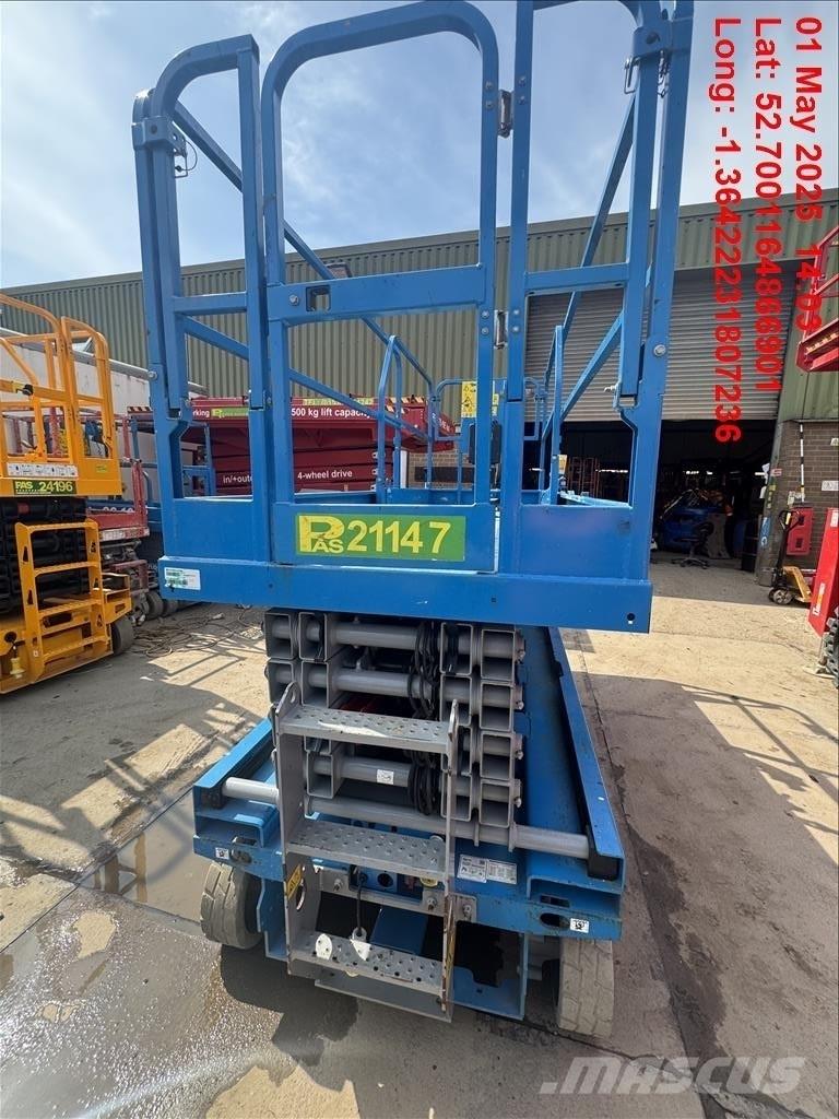 Genie GS 3246 シザースリフト