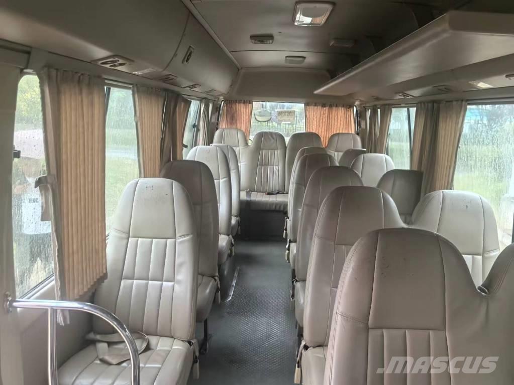 Toyota Coaster 長距離バス