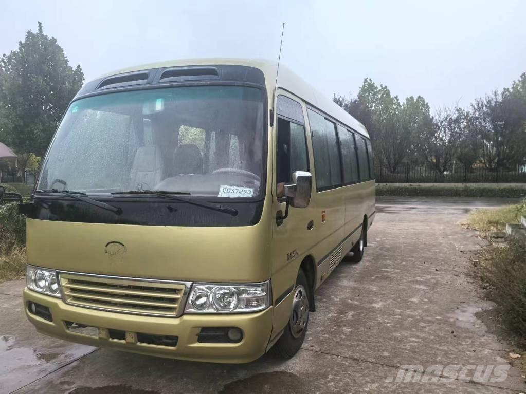 Toyota Coaster 長距離バス