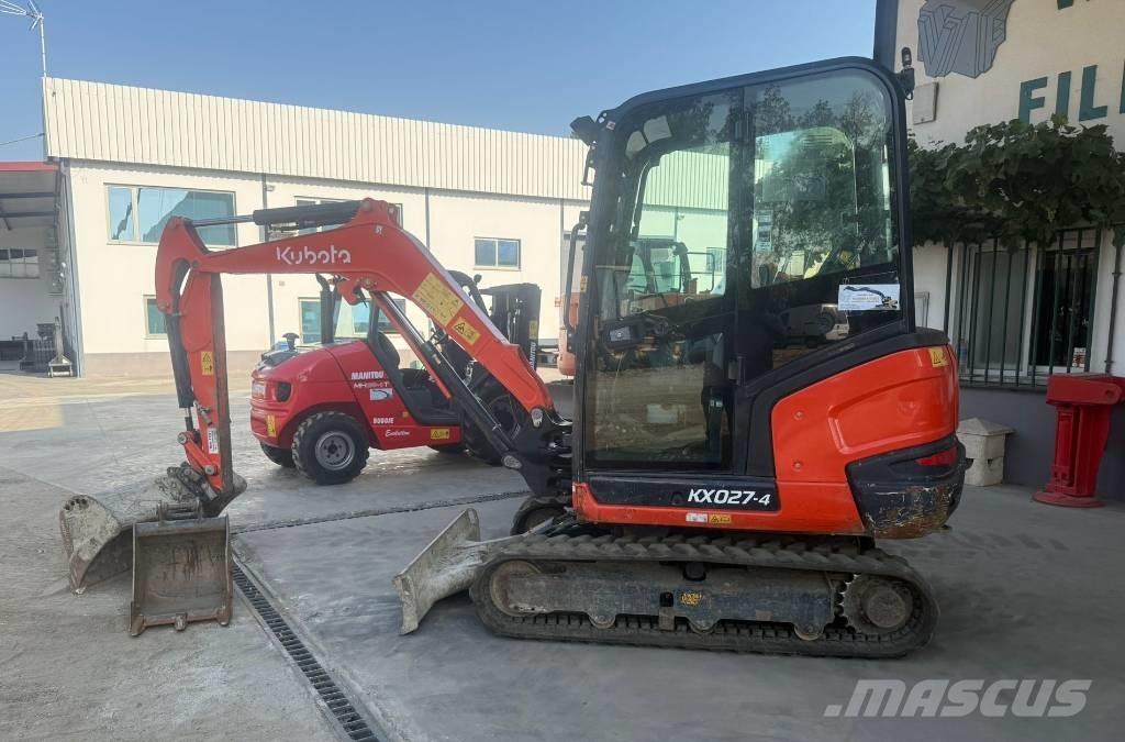 Kubota KX 027-4 ミニ油圧ショベル 7t以下（ミニユンボ・ミニディガー）
