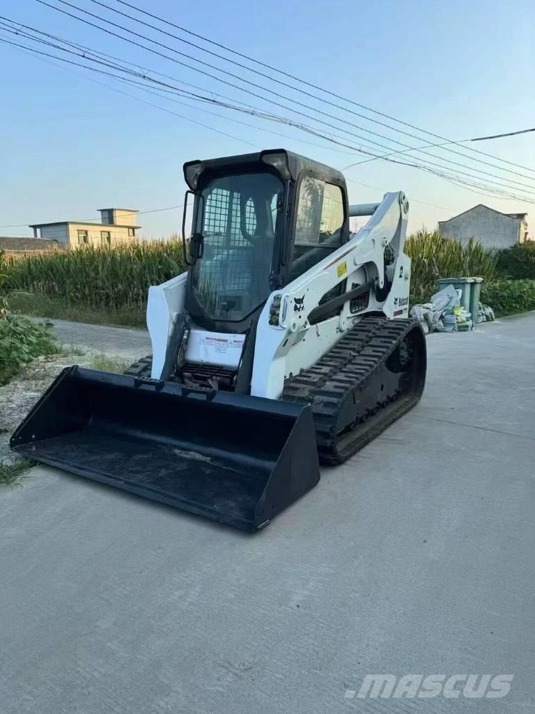 Bobcat T 770 スキッドステアローダー