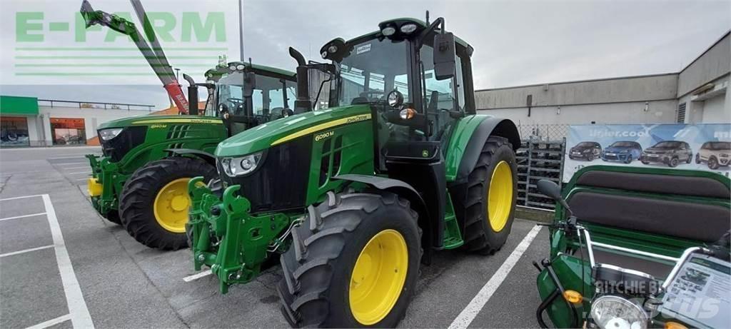 John Deere 6090m トラクター