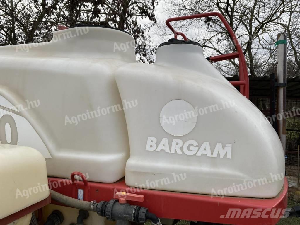 Bargam Elios 2200 牽引型スプレイヤー