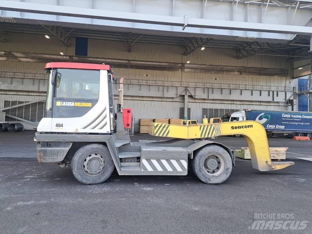 Terberg RT223 ターミナルトラクター