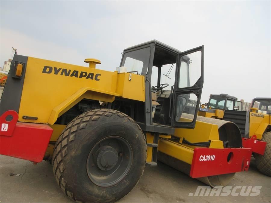 Dynapac CA 301 D 振動ローラ