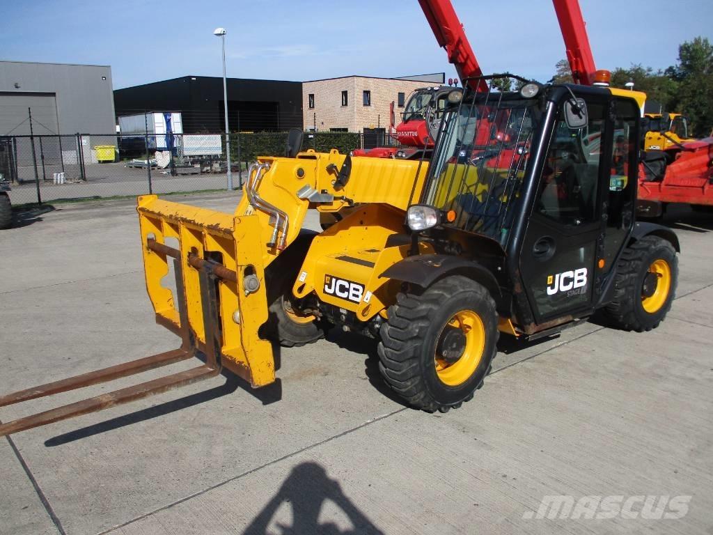 JCB 525-60T5 (582) テレスコーピックハンドラー