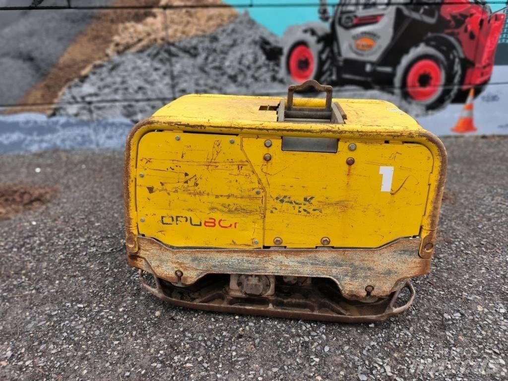 Wacker Neuson DPU 80 プレートコンパクター
