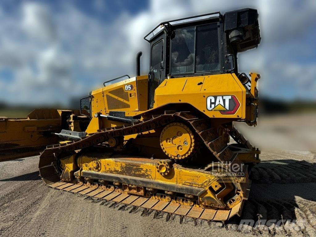 CAT D 5 ブルドーザー
