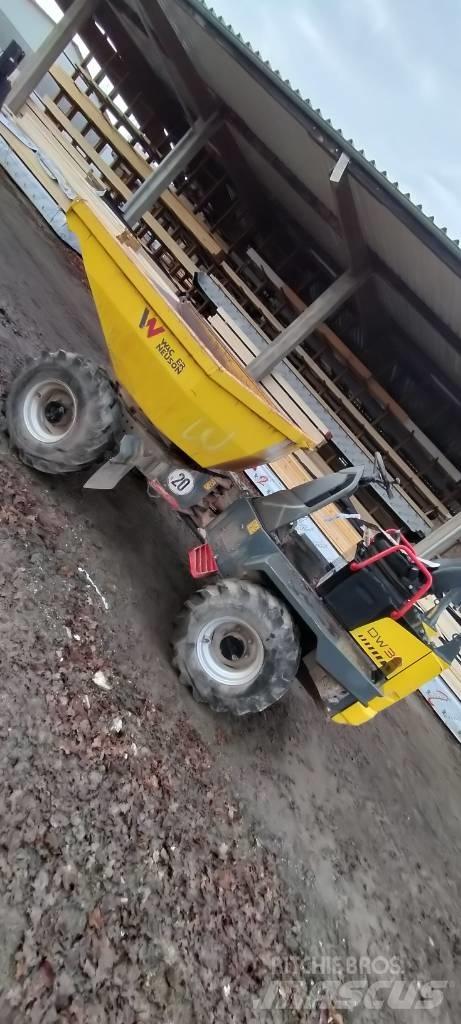 Wacker Neuson DW 30 アーティキュレート式ダンプトラック