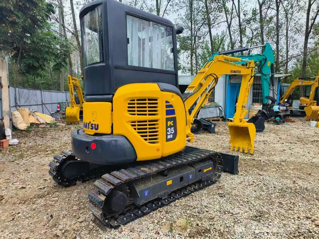 Komatsu PC 35 MR ミニ油圧ショベル 7t以下（ミニユンボ・ミニディガー）