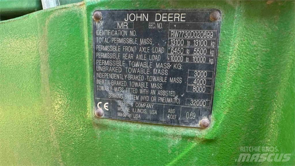 John Deere 7730 トラクター