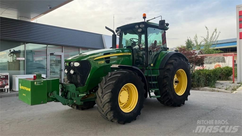 John Deere 7730 トラクター