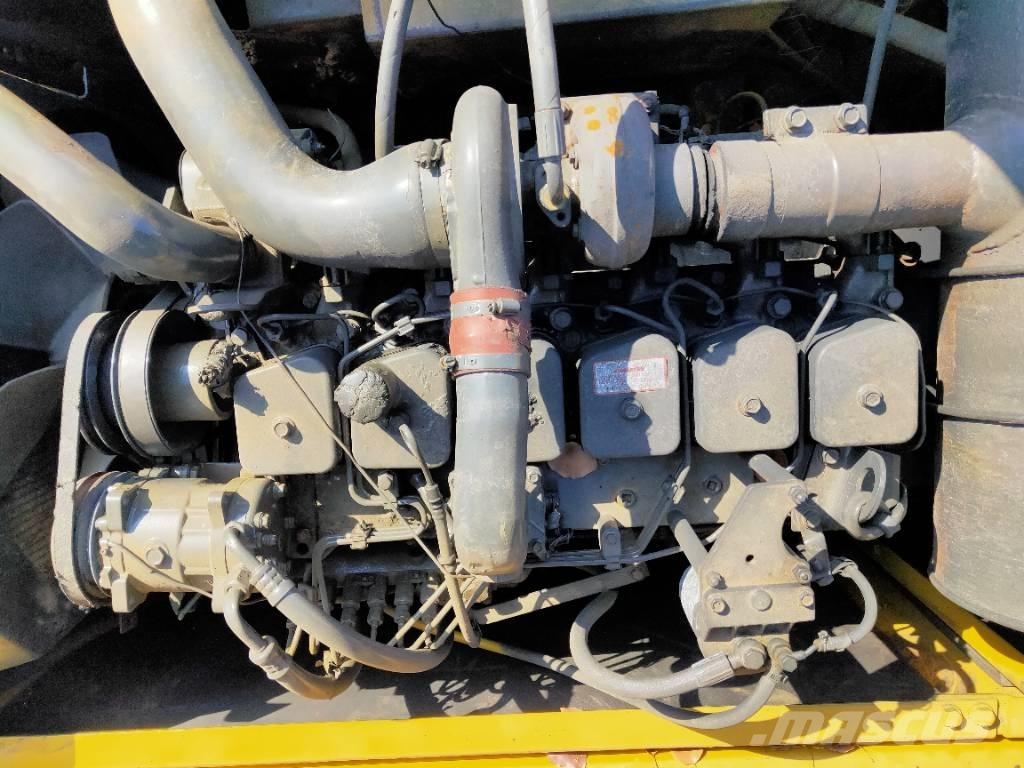 Komatsu PC200-6 大型油圧ショベル12t以上（パワーショベル・ユンボ）