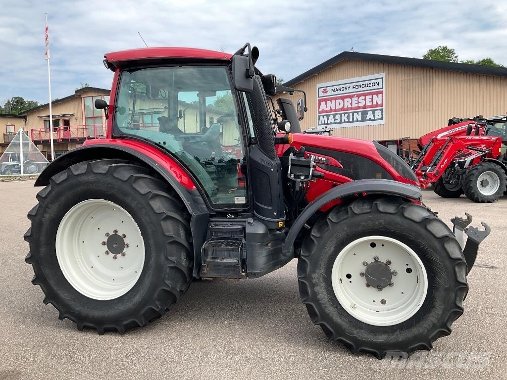 Valtra N174 Versu トラクター