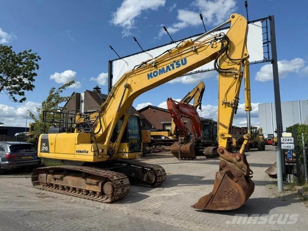 Komatsu PC210LC-8 大型油圧ショベル12t以上（パワーショベル・ユンボ）