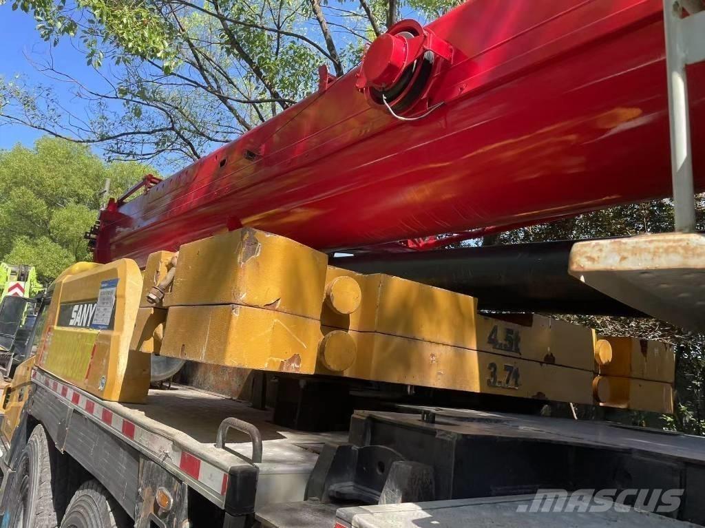 Sany STC 800 T5 ラフテレーンクレーン