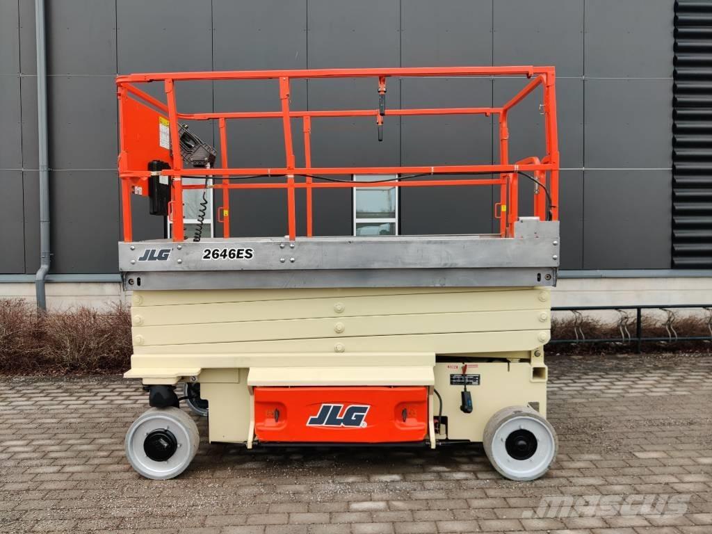 JLG Saxlift 2646 ES 垂直昇降型リフト