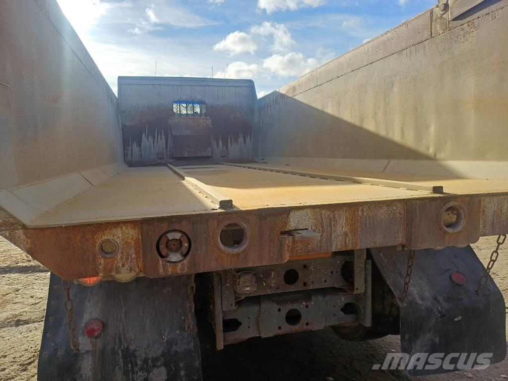 Volvo NL 12 ダンプ