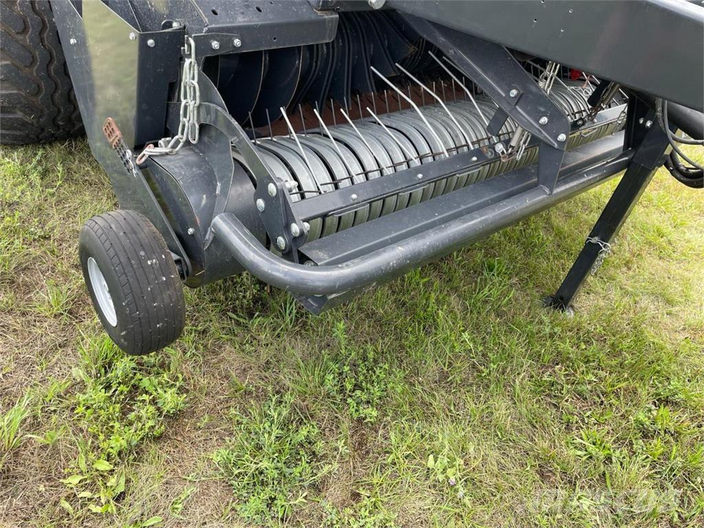 Kuhn FB 2130 ラウンドベーラー