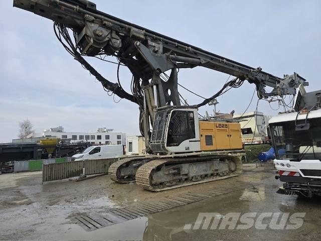 Liebherr LB 28 杭打ち機