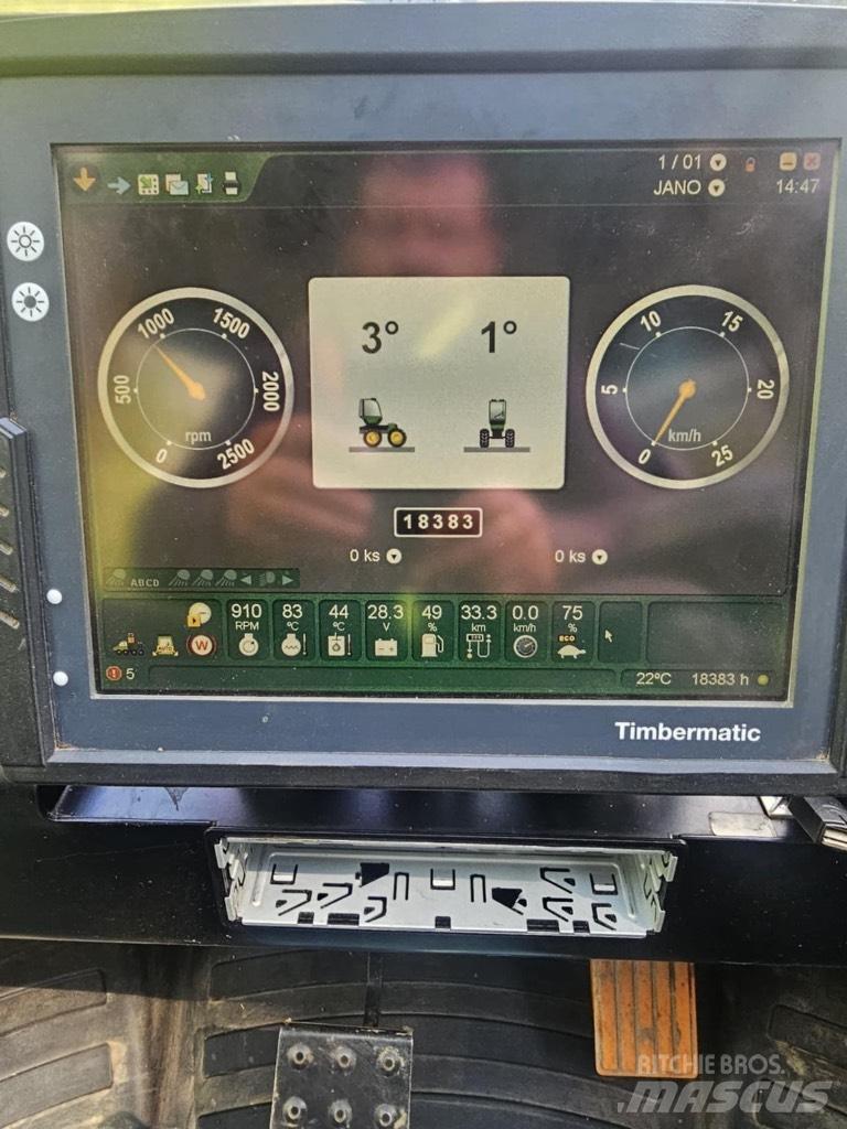 John Deere 1510 E フォワーダー