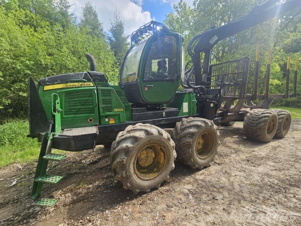 John Deere 1510 E フォワーダー