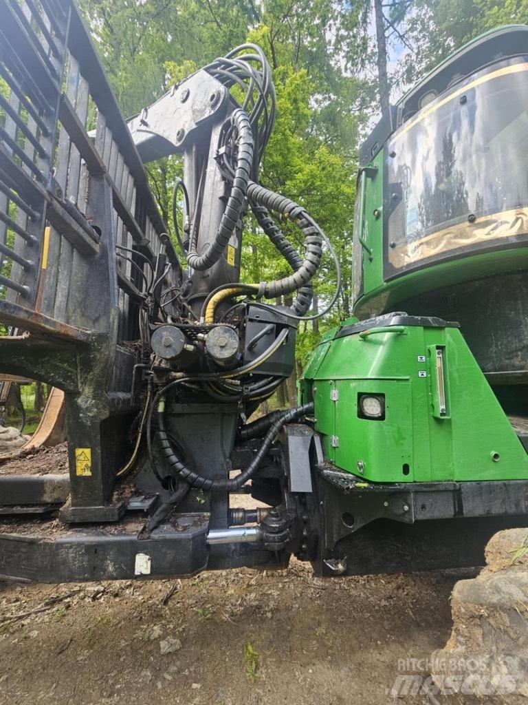 John Deere 1510 E フォワーダー
