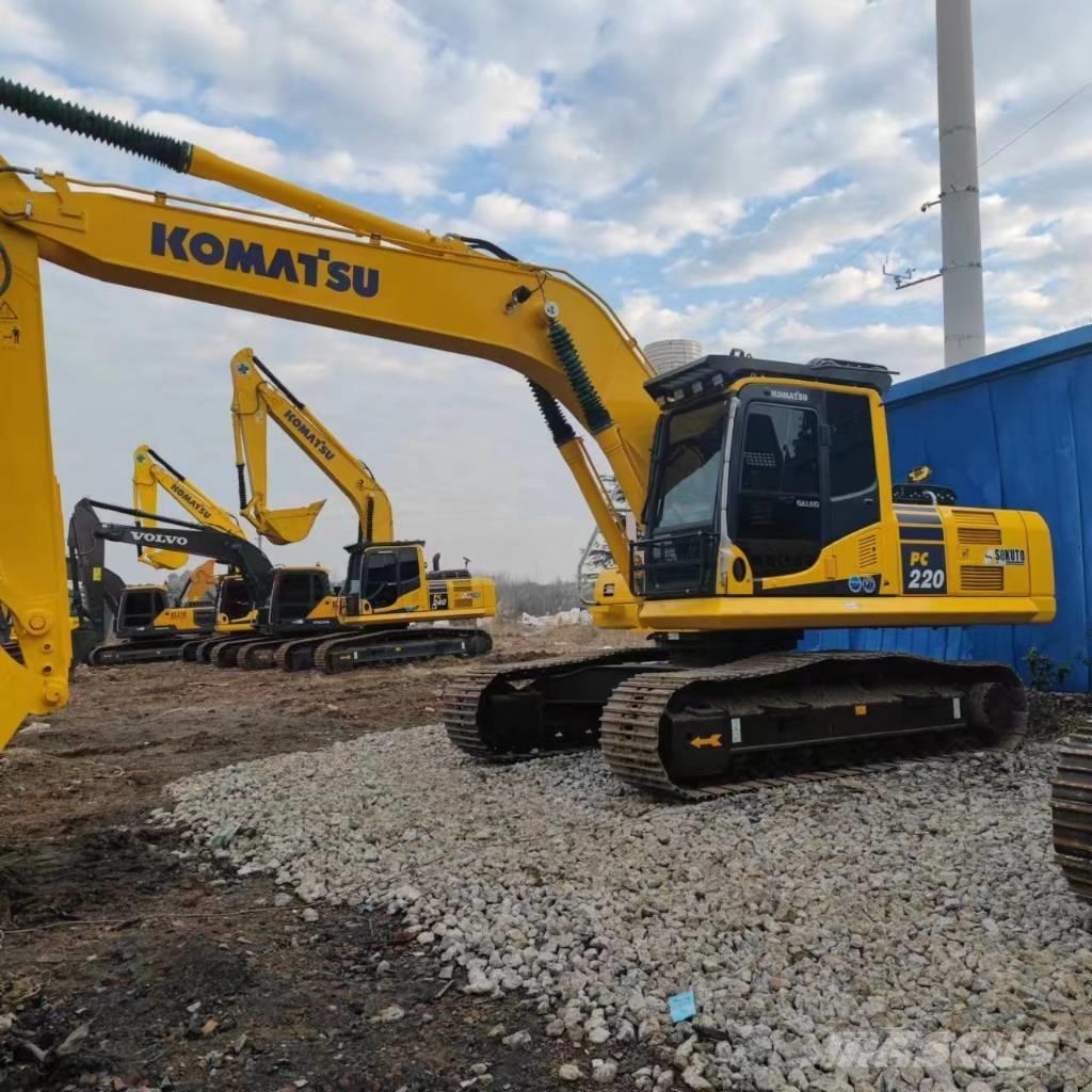 Komatsu PC 220-8 大型油圧ショベル12t以上（パワーショベル・ユンボ）