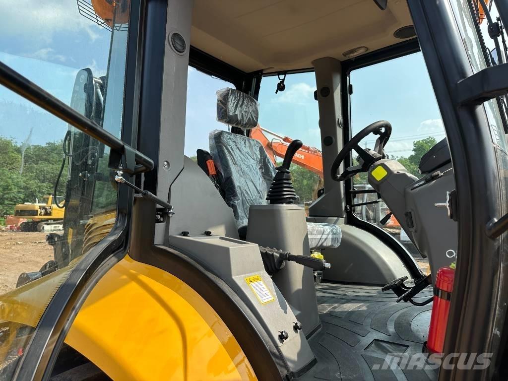 JCB 3CX バックホーローダー
