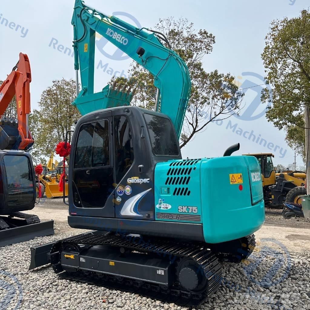 Kobelco SK75 大型油圧ショベル12t以上（パワーショベル・ユンボ）