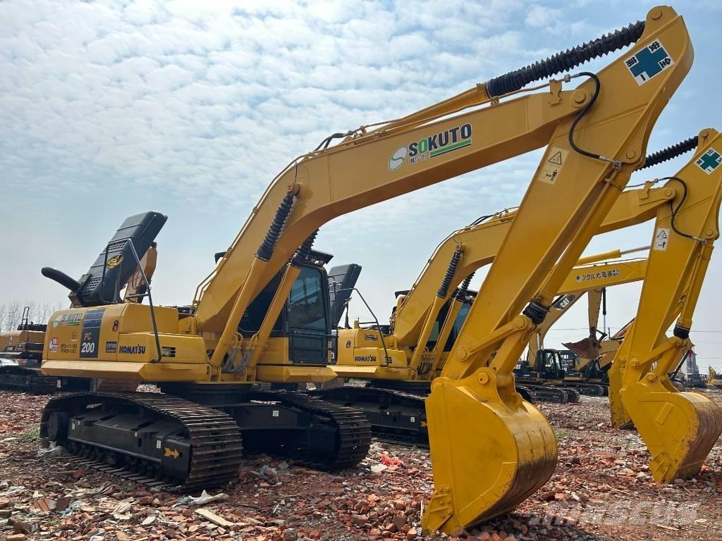 Komatsu PC 200-8 大型油圧ショベル12t以上（パワーショベル・ユンボ）